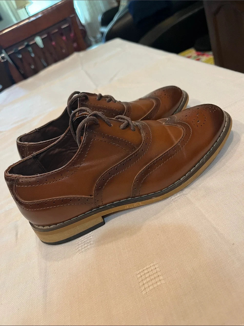 Stacy Adams Boys Classic Brown Wingtip Brogues size 12